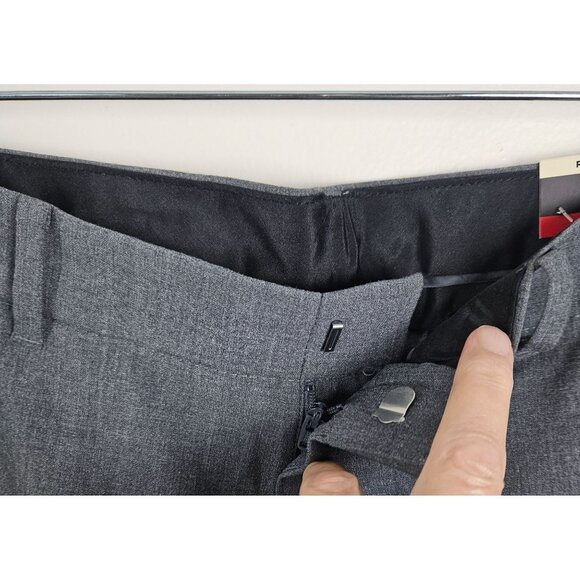 Van Heusen Boys Flex Regular Fit Dress Pants Size 16 Oxford Grey Heather - Picture 8 of 11